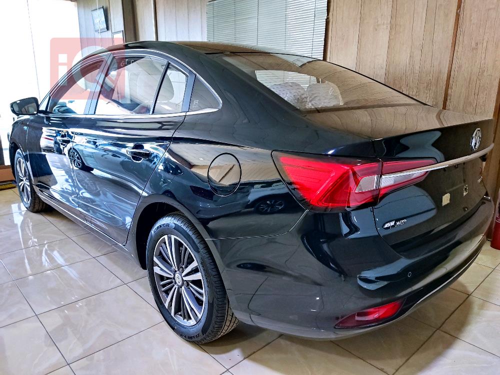 MG 5
